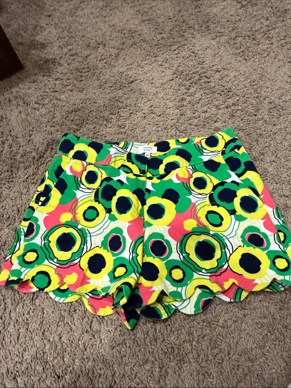 crown & ivy Neon Floral Scallop-Edge Shorts